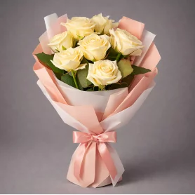 Кремовые ноты - букет белых роз